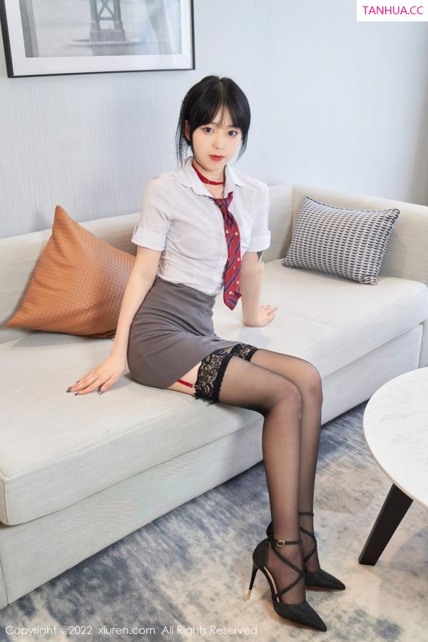 小奶瓶呜呜  [XiuRen]高清写真图 2022.06.23 No.5182 奶瓶第7张图片